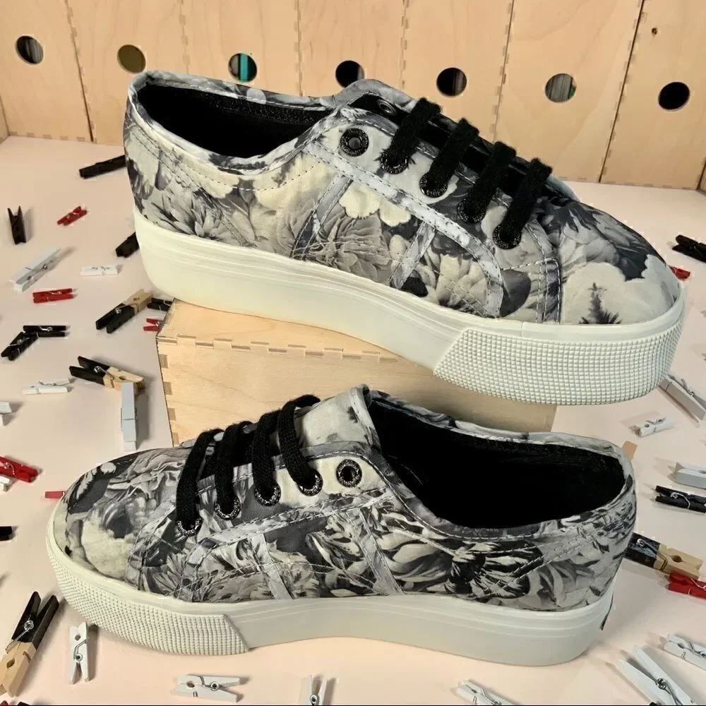 SUPERGA 2790 ANNABELLA FLORAL PLATFORM SNEAKER IN BLACK WHITE WOMEN’S SIZE EU 36